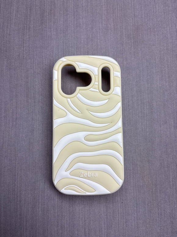 CREAM ZEBRA CASE 17 pro