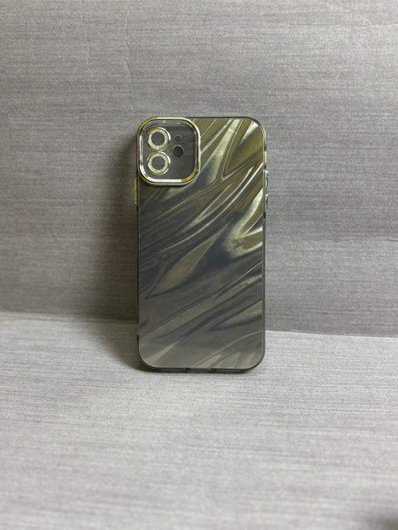 GLOSSY SILVER CAMERA CLOSE