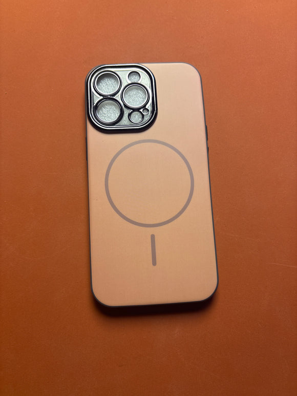 Brown Camera Close 13 pro
