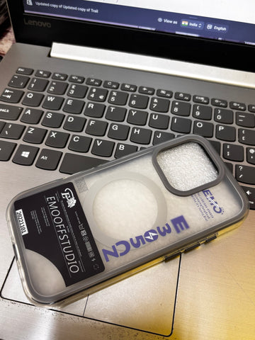 E303CN HOLOGRAPHIC CASE IP 16 pro
