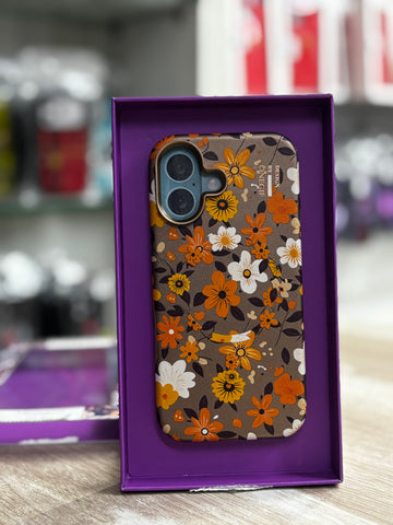 Hand Painted Magsafe Case IP 17