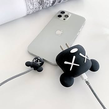 CUTE AUGEN BEAR CHARGER PROTECTION (BLACK)