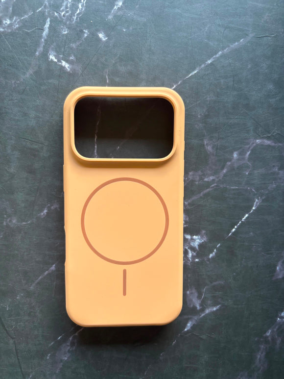 LIGHT ORANGE MAGSAFE SILICONE