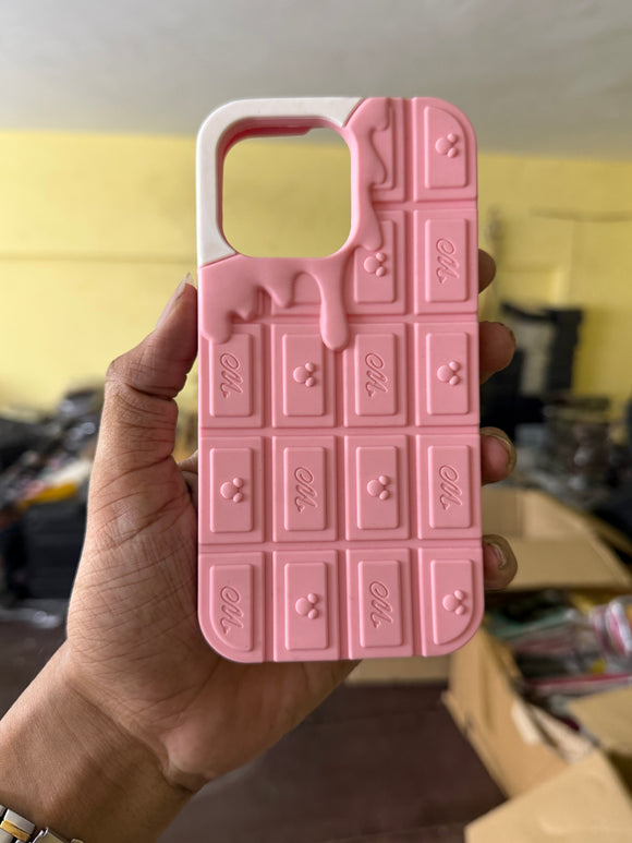 CHOCOLATE CASE IP15PM