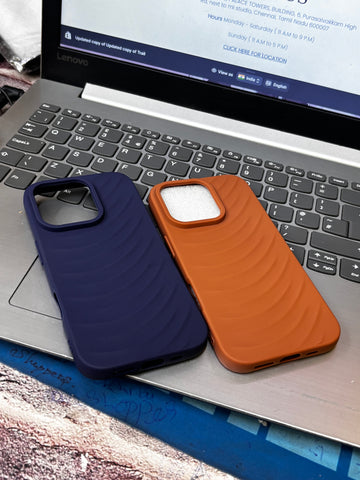 STRIPE SILICONE IP 16 pro