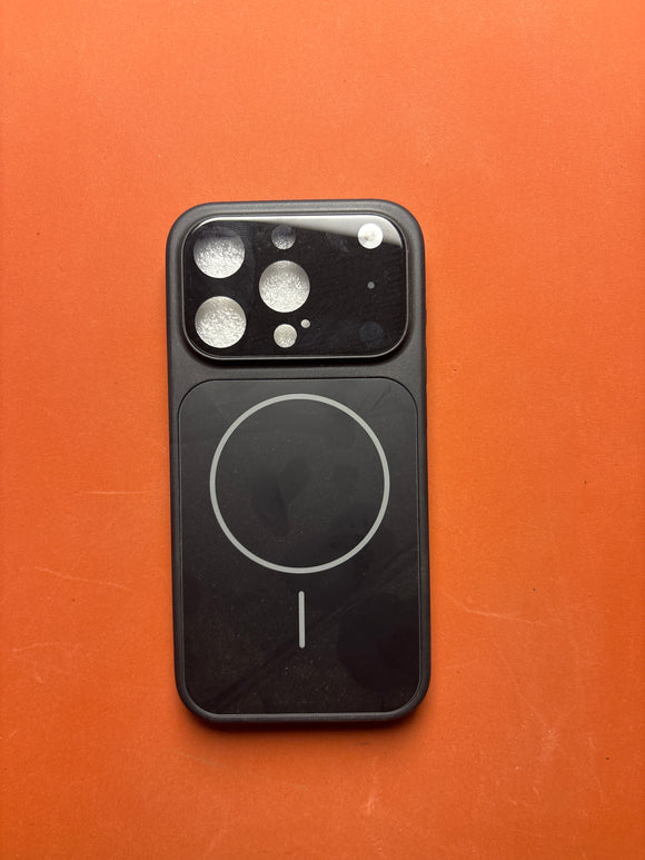 BLACK CONVERTED CASE 15PRO