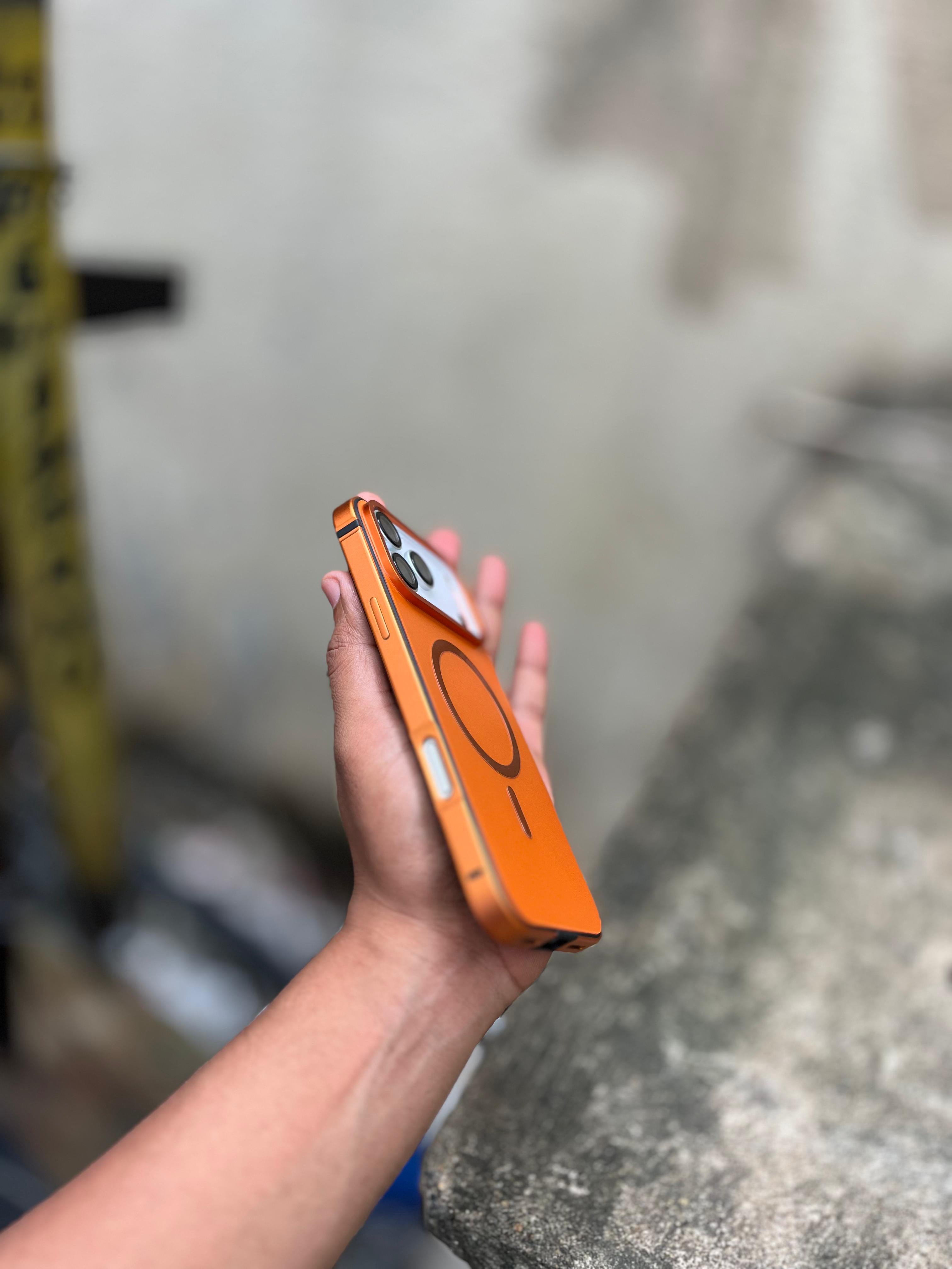 METAL PREMIUM CASE