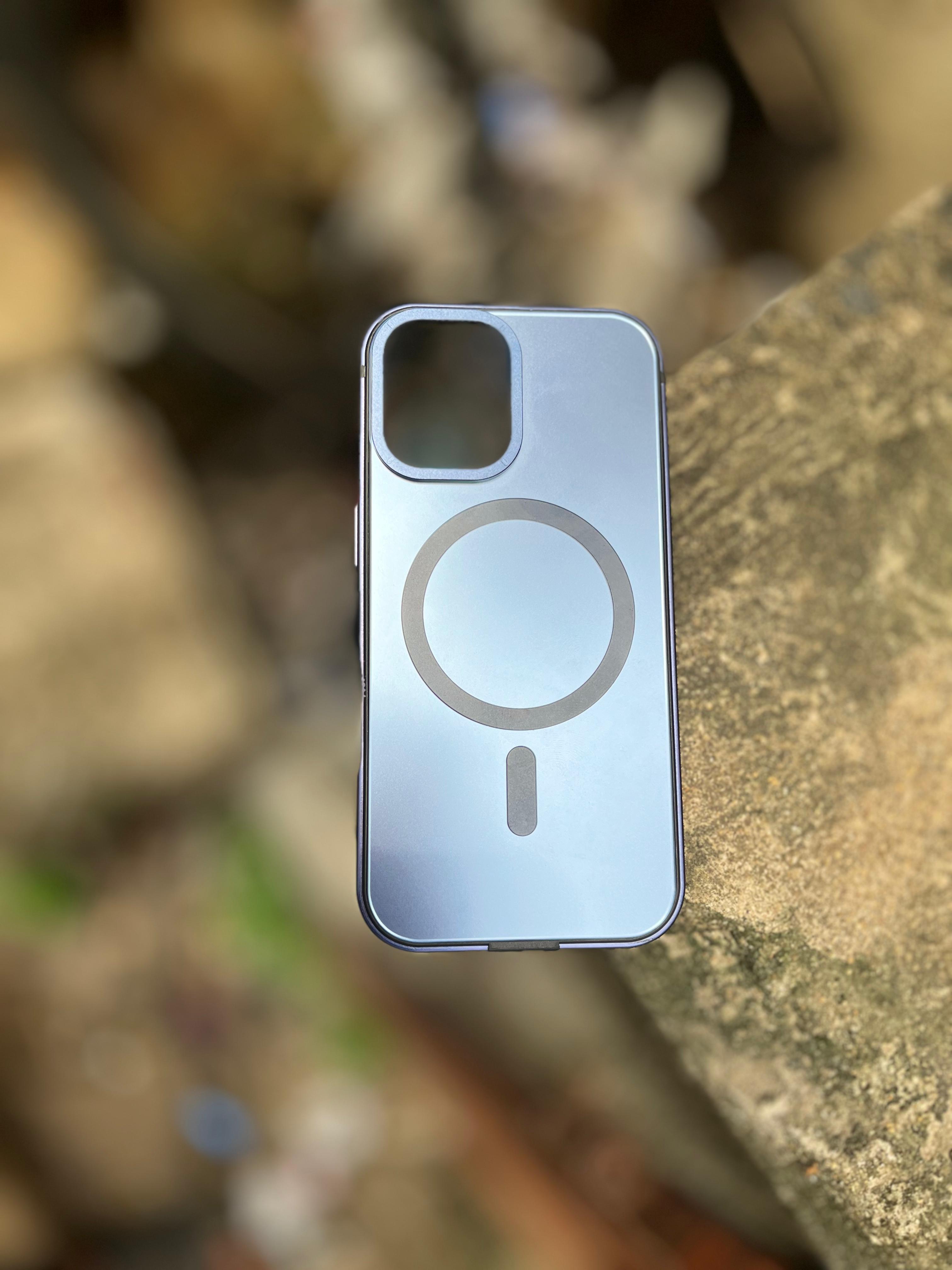 METAL PREMIUM CASE