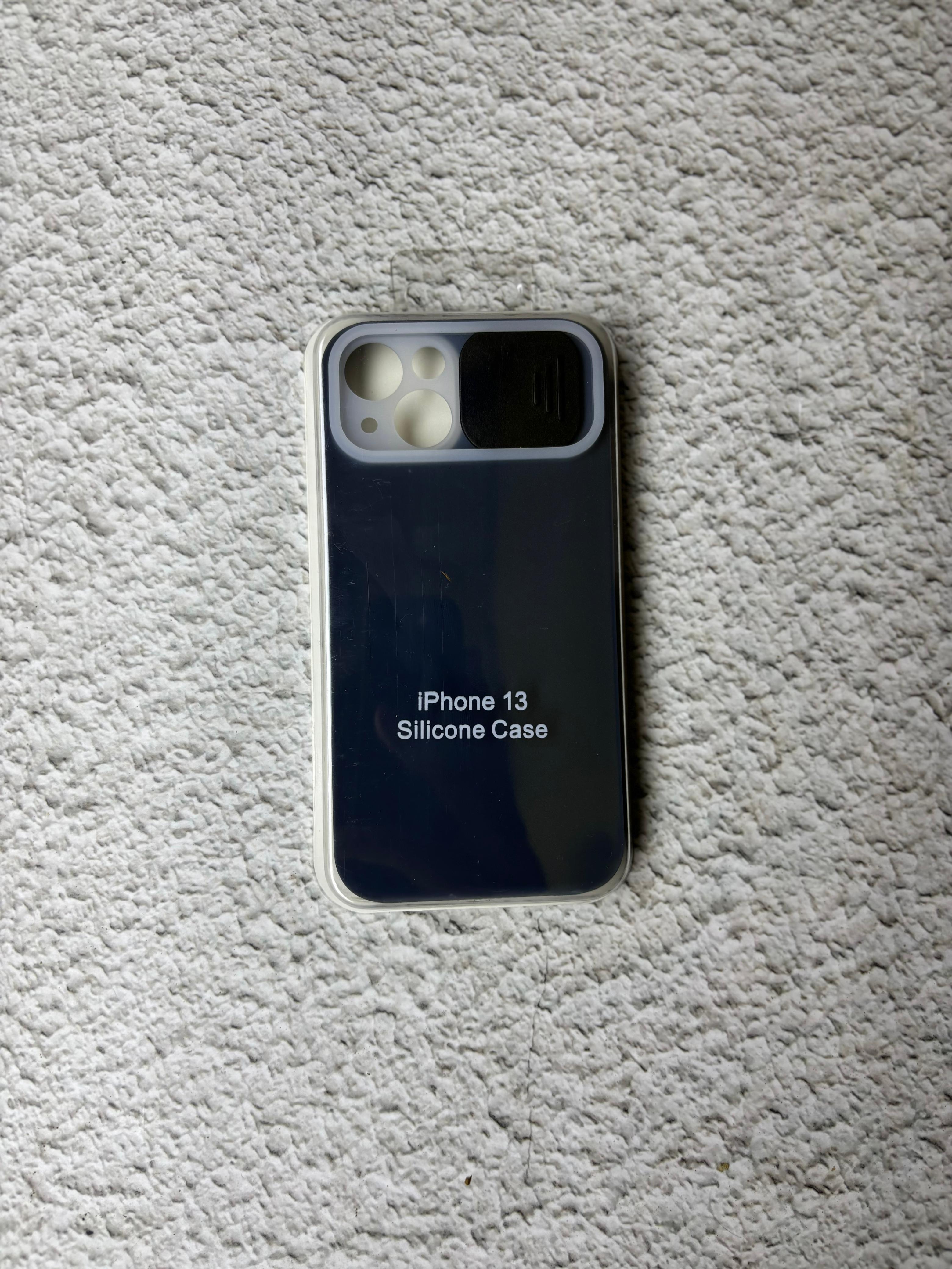 SHUTTER SILICONE CASE IPHONE 16