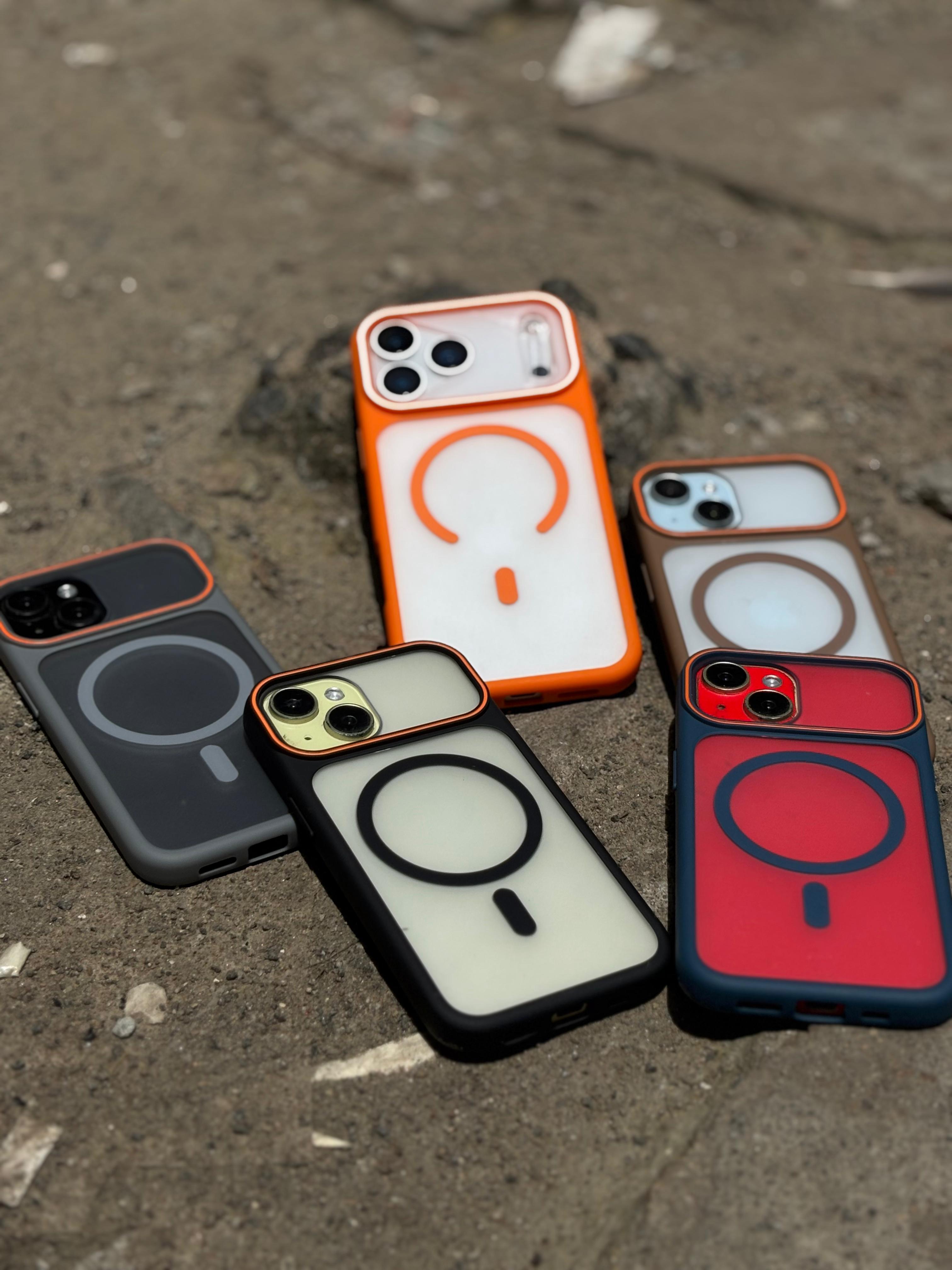 SMOKE MAGSAFE CASE IPHONE 16 PRO