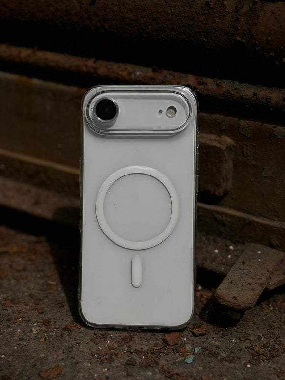 INCASE ANTI- YELLOW MAGSAFE CASE