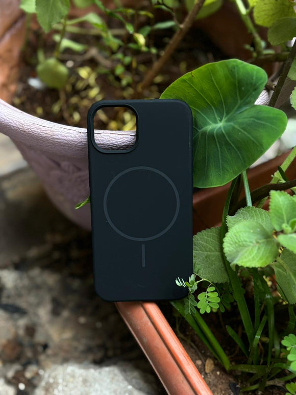 SILICON CASE WITH MAGSAFE IP 15 PRO